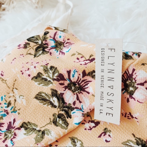 𝕗𝕝𝕪𝕟𝕟 𝕤𝕜𝕪𝕖 𝕝𝕖𝕚𝕝𝕒 𝕞𝕚𝕟𝕚 𝕕𝕣𝕖𝕤𝕤 - Picture 4 of 8